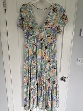 Tiered V-Neck Midi Dress in Pastel Floral